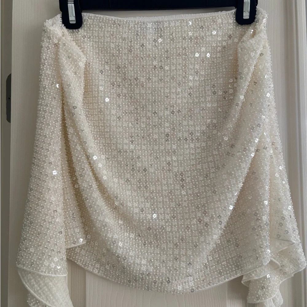 Oh Polly White Mini Skirt and Corset Top (TWO PEICE SET) - Picture 8 of 13